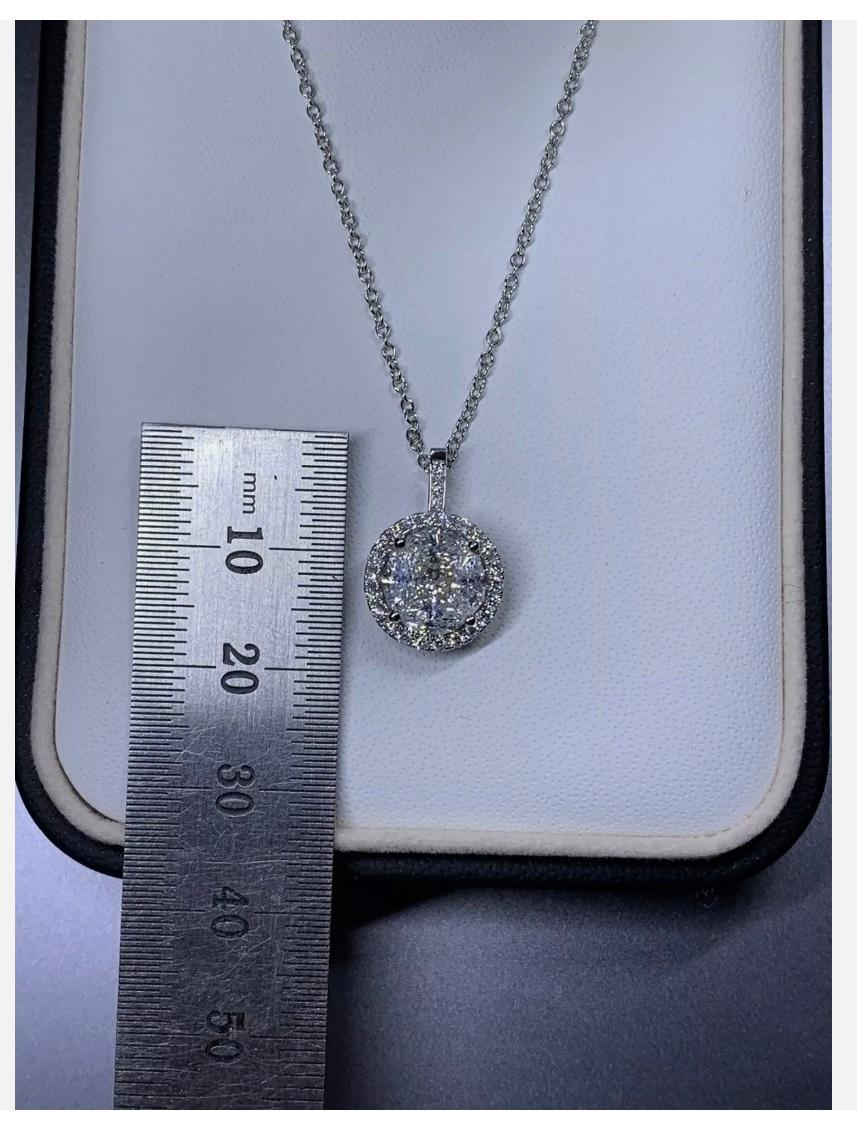1.20ct Diamond solitaire engagement ring and pendant in 18ct white gold For Sale 5