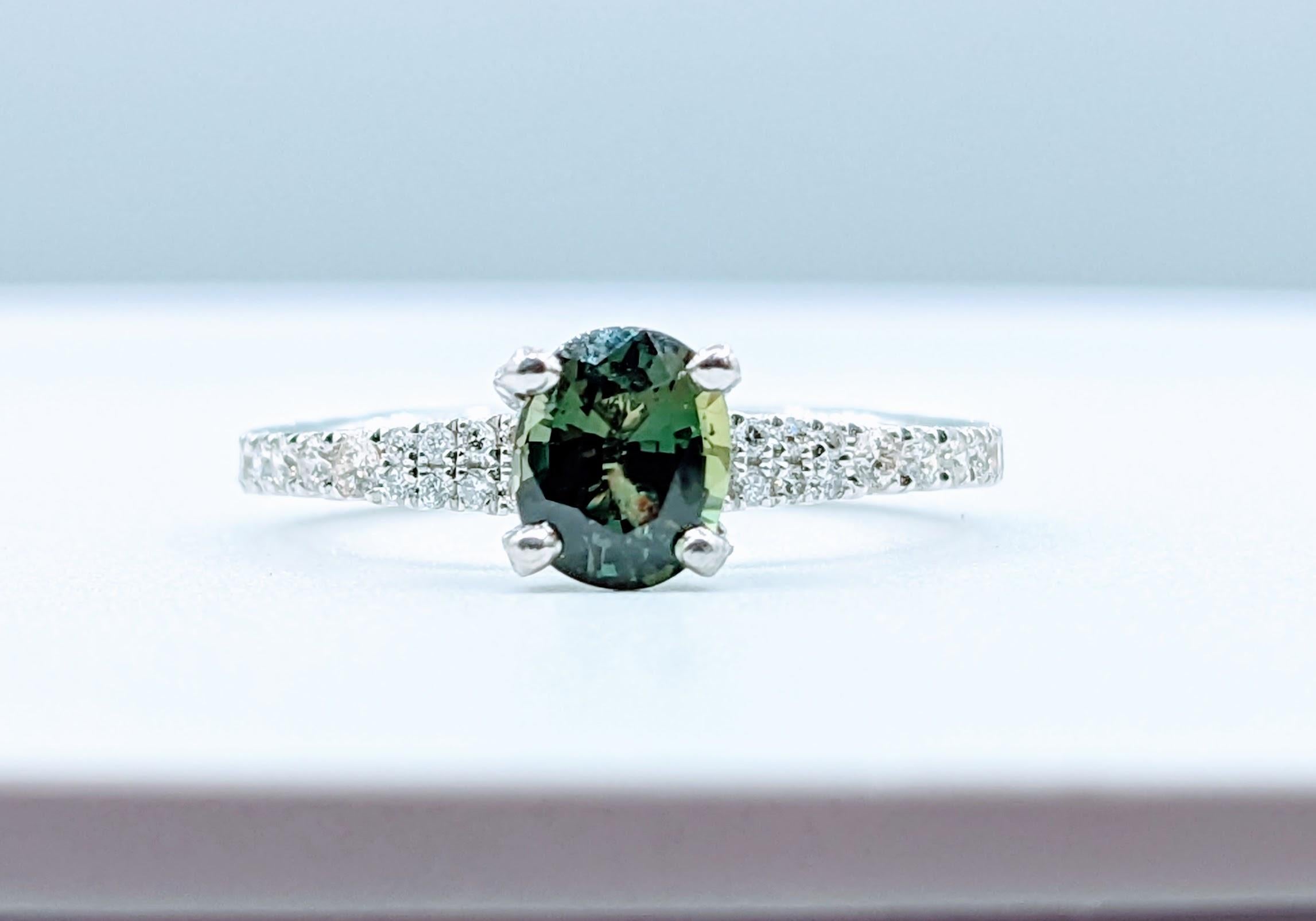 1,20ct Natürlicher Alexandrit & Platin Ring (Ovalschliff)