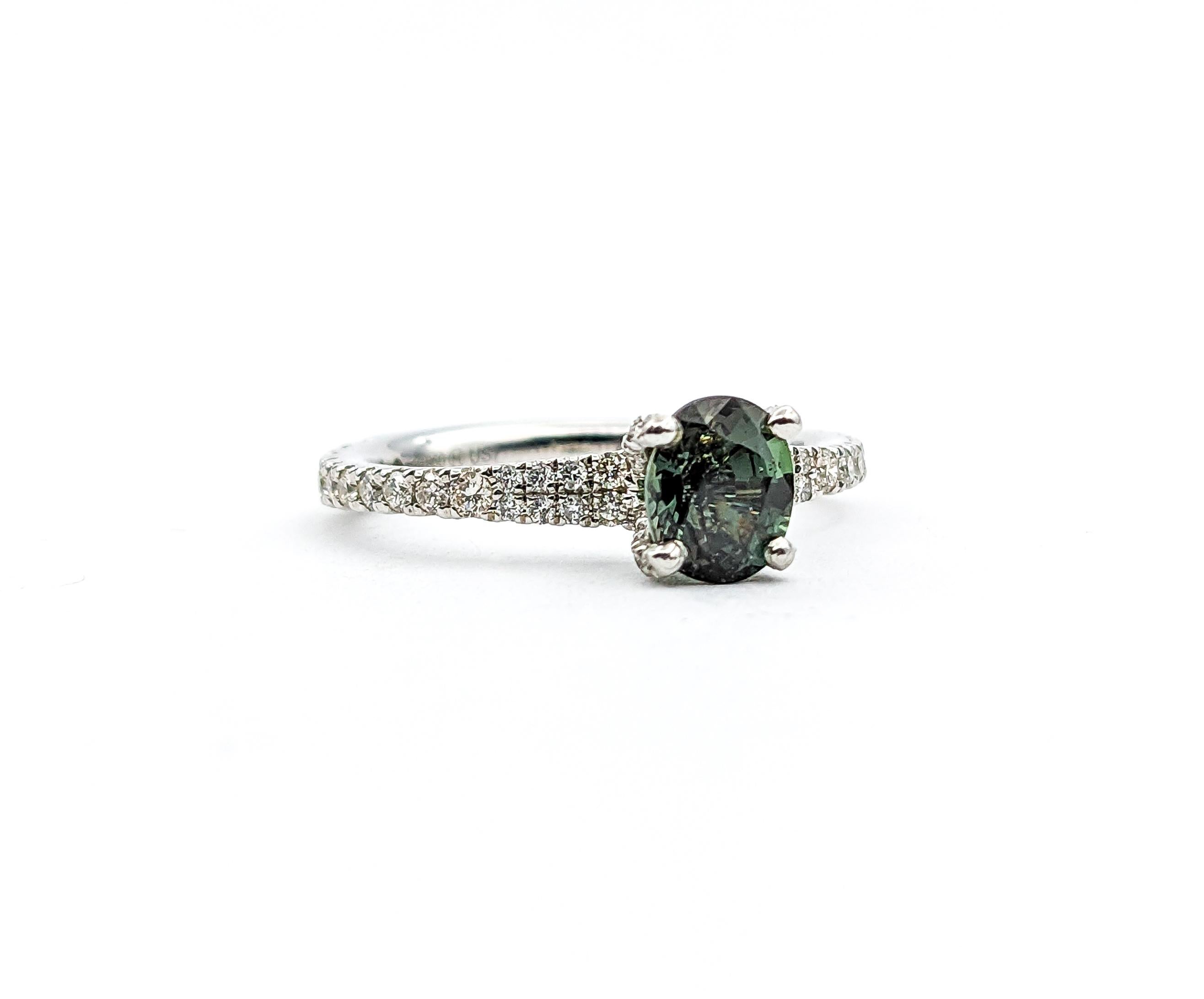 Contemporary 1.20ct Natural Alexandrite & Platinum Ring For Sale