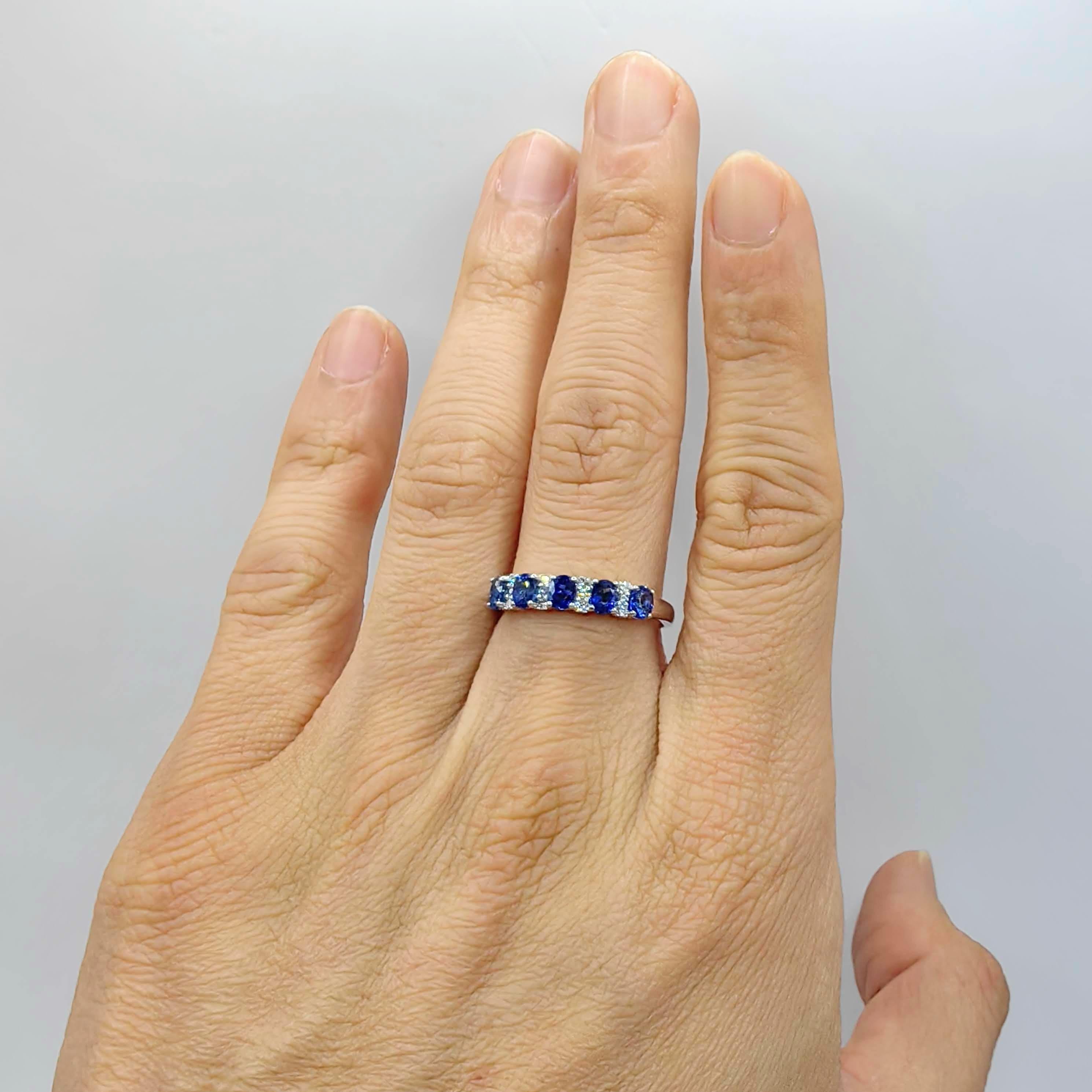 1.20ct Oval Cut Blue Sapphire & Diamond Eternity Band Ring in 18K White Gold For Sale 2