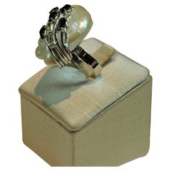 1.20 Carat Sapphire Little Diamonds Flat White Pearl White Gold Cocktail Ring