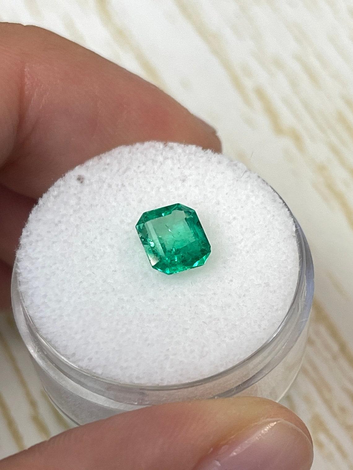 1.20ct Yellowish Green Emerald Cut Colombian Gem 7x6 Genuine May Birthstone For Sale 1