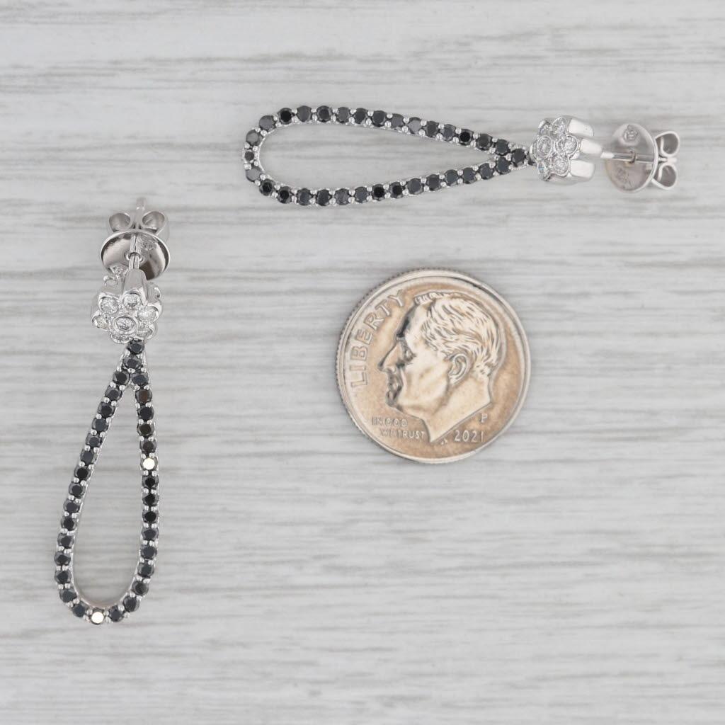 Orecchini a goccia con fiore di diamante bianco nero da 1,20 carati in oro bianco 18 carati in vendita 1