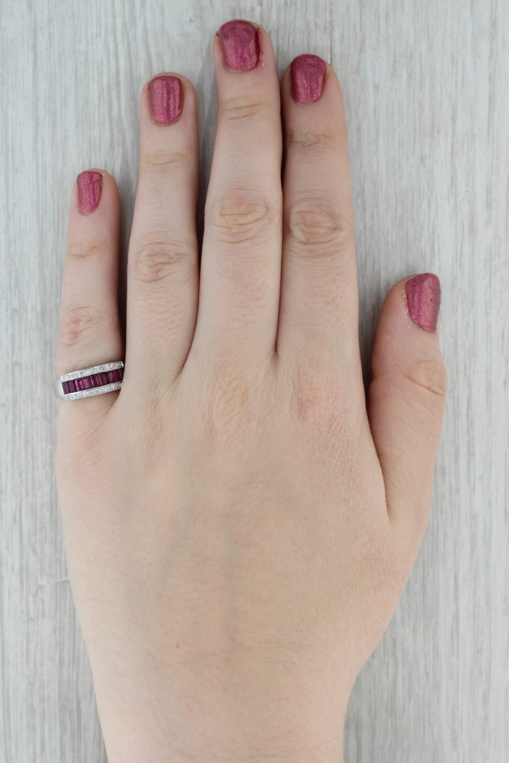 1,20ctw Kanalbesetzter Rubin-Diamant-Ring 14k Weißgold Größe 6,25 im Angebot 4