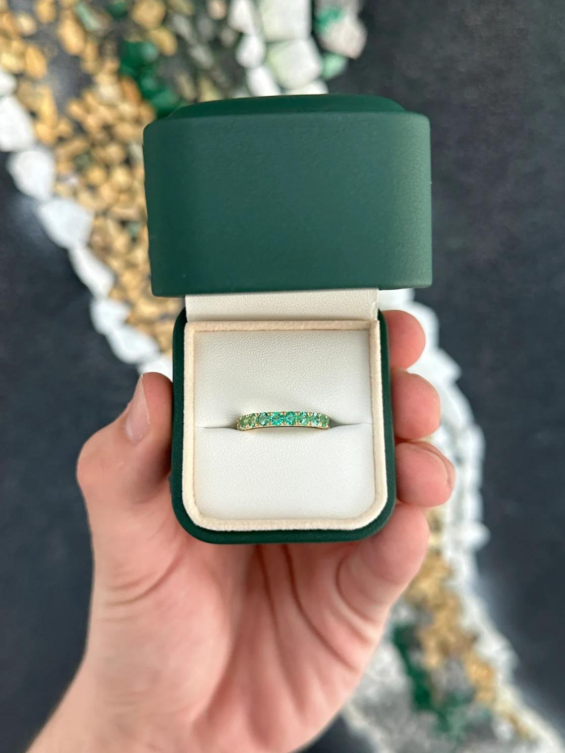 For Sale:  1.20tcw 14K Natural Medium Green Round Cut Emerald French Set Gold Band Ring 3