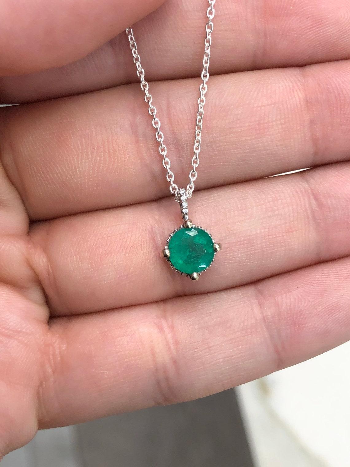 Modern 1.20tcw 14K White Gold Emerald & Diamond Pendant Necklace May Birthstone For Sale