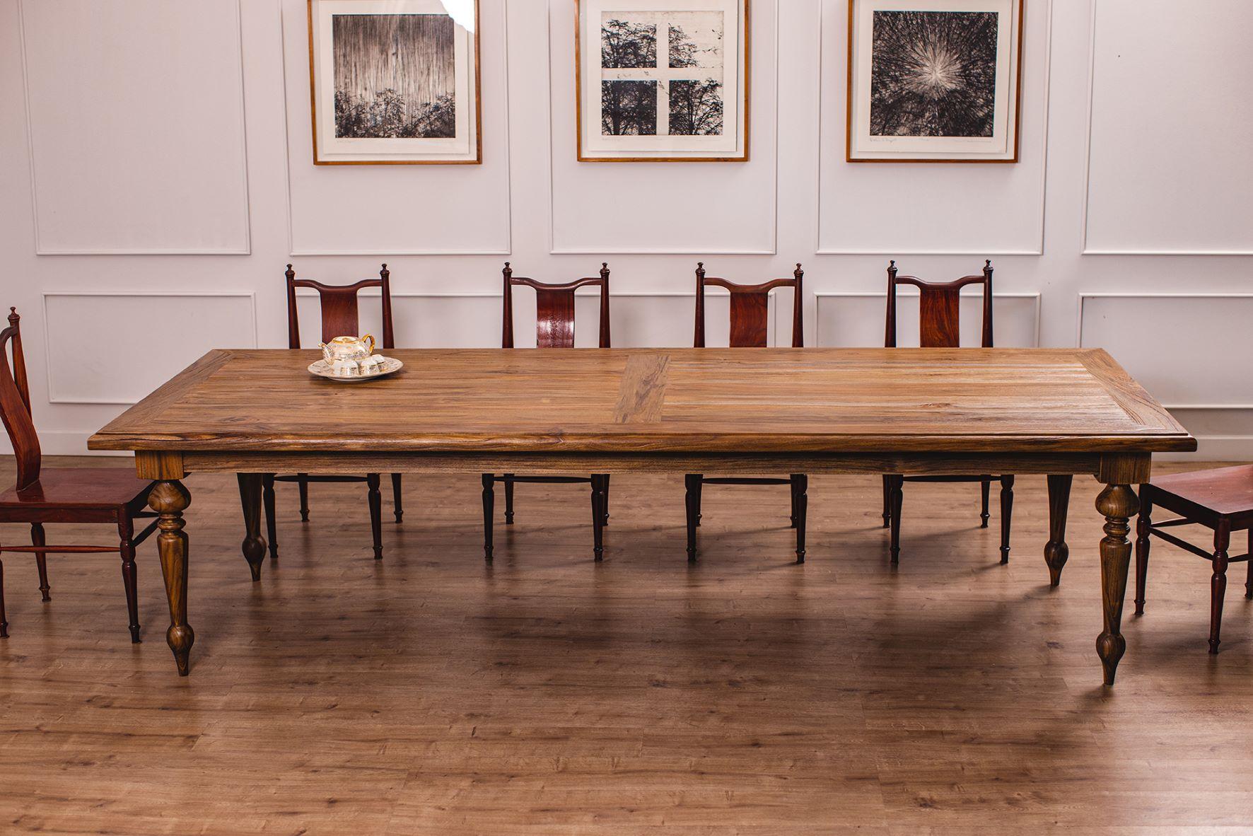 This table is a centerpiece for family gatherings. Built to last for generations out of 100% solid Burmese teak, this piece has hand-turned spindle legs and an ogee edge for extra style detailing. Measures: 120x48

The Table Company makes only 100%