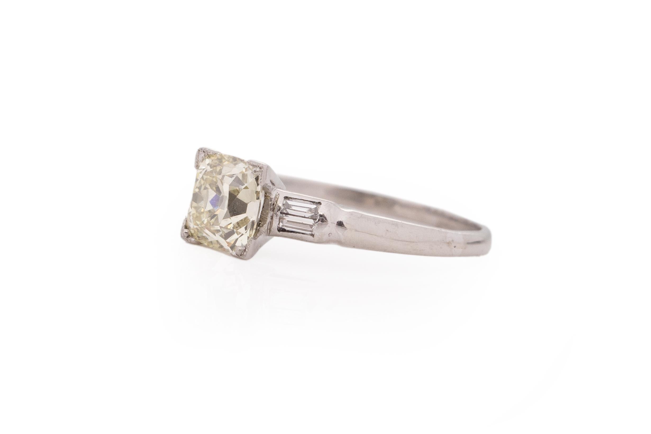 Antique Cushion Cut 1.21 Carat Art Deco Diamond Platinum Engagement Ring For Sale