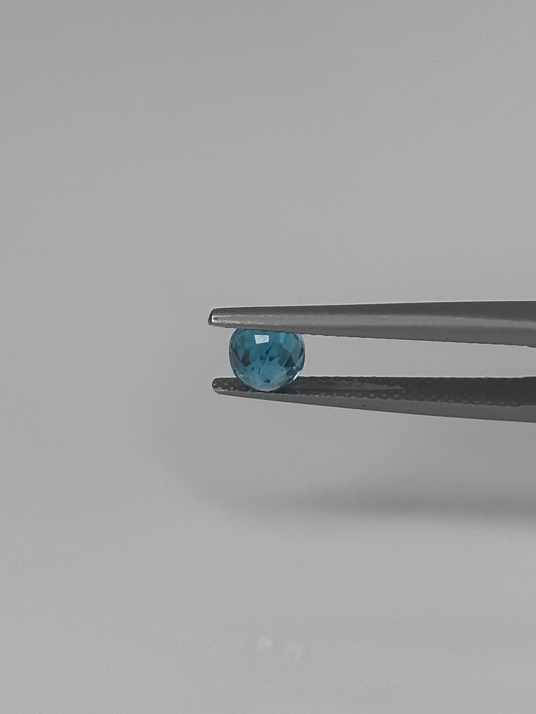 Zircon bleu ciel naturel de 1,21 carat, taille coussin Unisexe en vente