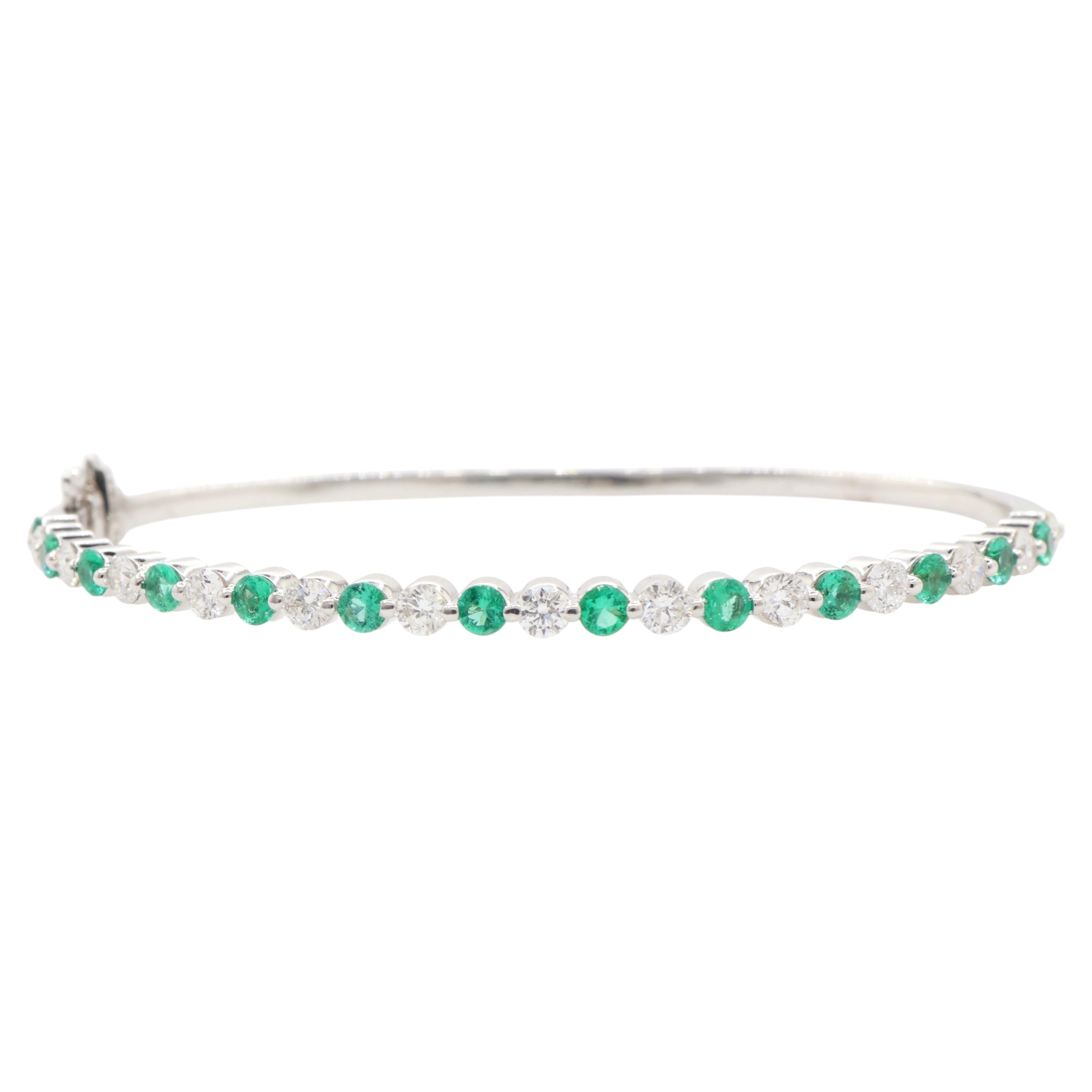 Bracciale tennis con diamanti e smeraldi da 1,21 carati in oro bianco 14 carati