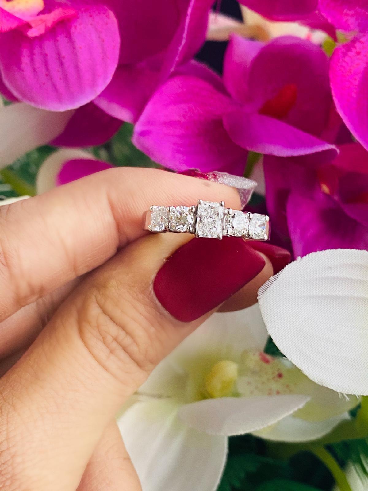 1,21 Karat Diamantring im Zustand „Neu“ im Angebot in บางรัก, TH