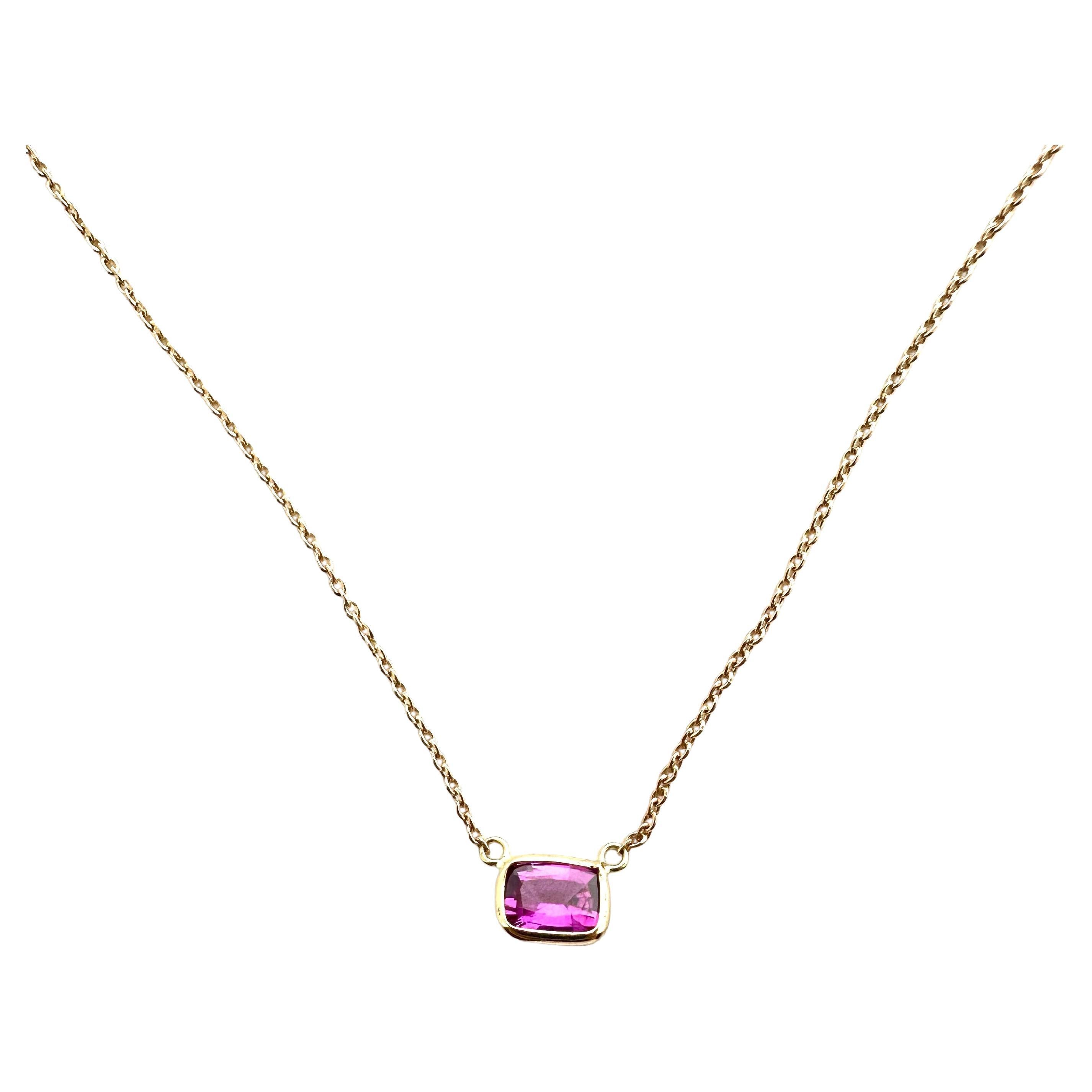 1.21 Carat Pink Sapphire Cushion &Fashion Necklaces Berberyn Certified In 14K RG For Sale