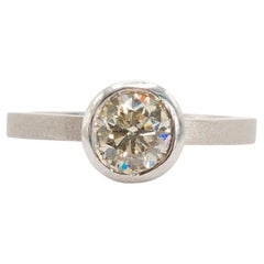 1,21 Quilates Diamante Brillante Redondo en Oro Blanco de 14k Anillo Solitario Contemporáneo