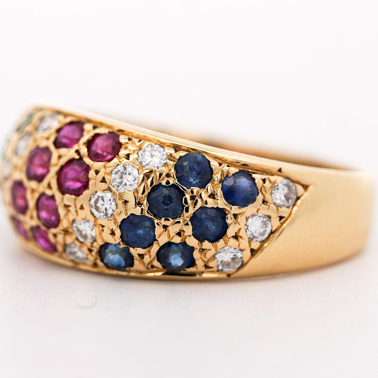 1.21 Carat Ruby Sapphire Emerald Diamond 18K Gold Multi Gem Cluster Dome Ring Bon état - En vente à Miami, FL