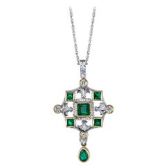 Collana con smeraldo e diamante di ispirazione rinascimentale in oro bianco e giallo 18 carati