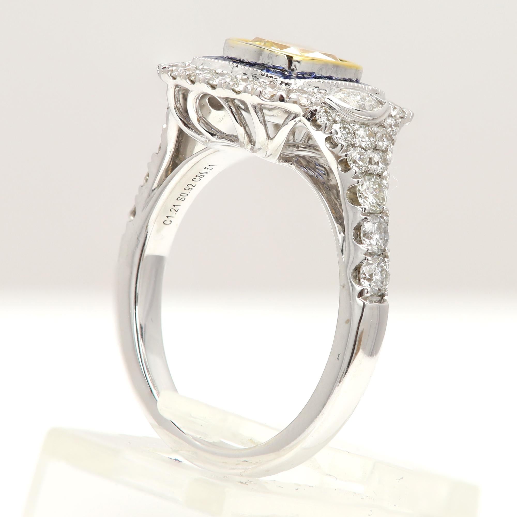 Bague Art déco en or 18 carats 1,21 carat diamant jaune et saphir bleu en vente 4
