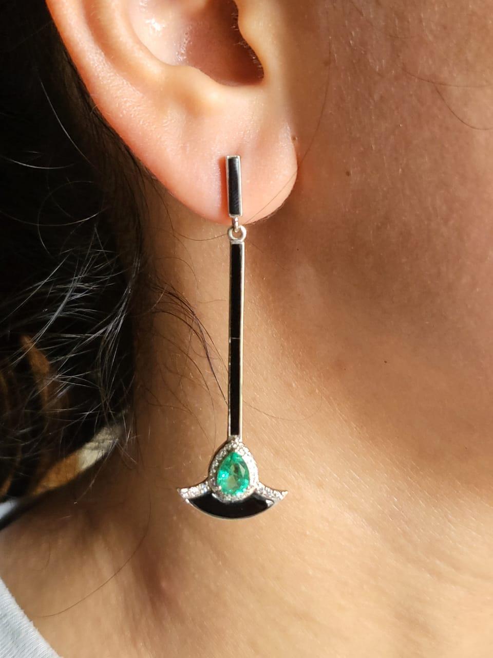 1.21 carats Natural Emerald, Black Enamel & Diamonds Chandelier Earrings For Sale 4