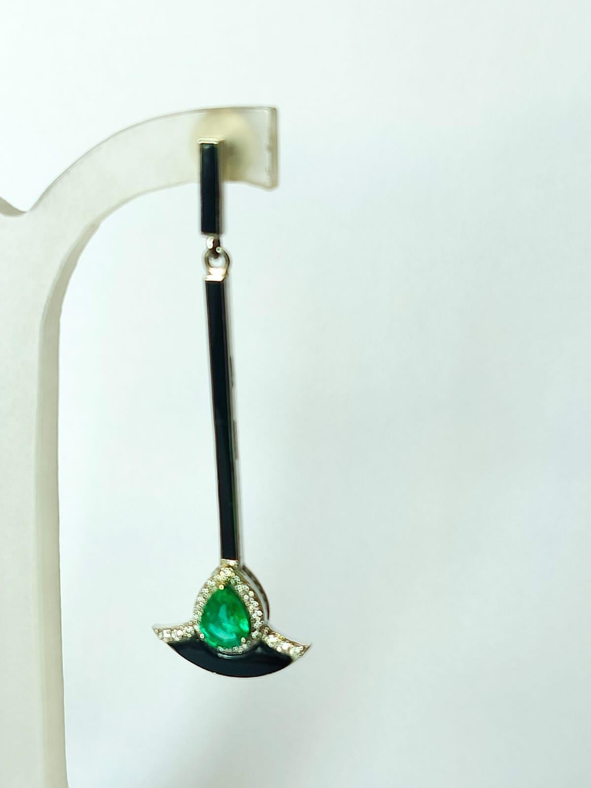 1.21 carats Natural Emerald, Black Enamel & Diamonds Chandelier Earrings For Sale 1