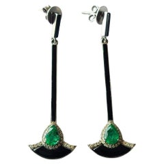 Boucles d'oreilles chandelier en émeraude naturelle de 1,21 carats, émail noir et diamants