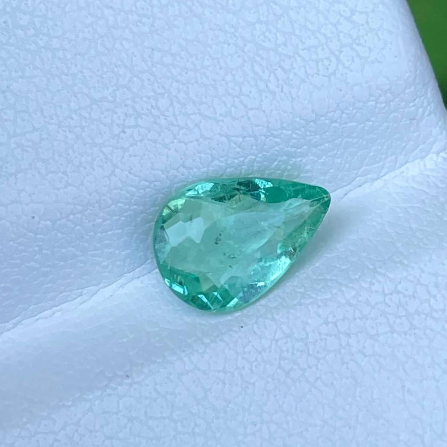 Women's or Men's 1.21 carats Paraiba Loose Tourmaline Pear Cut Natural Gemstone from Mozambique