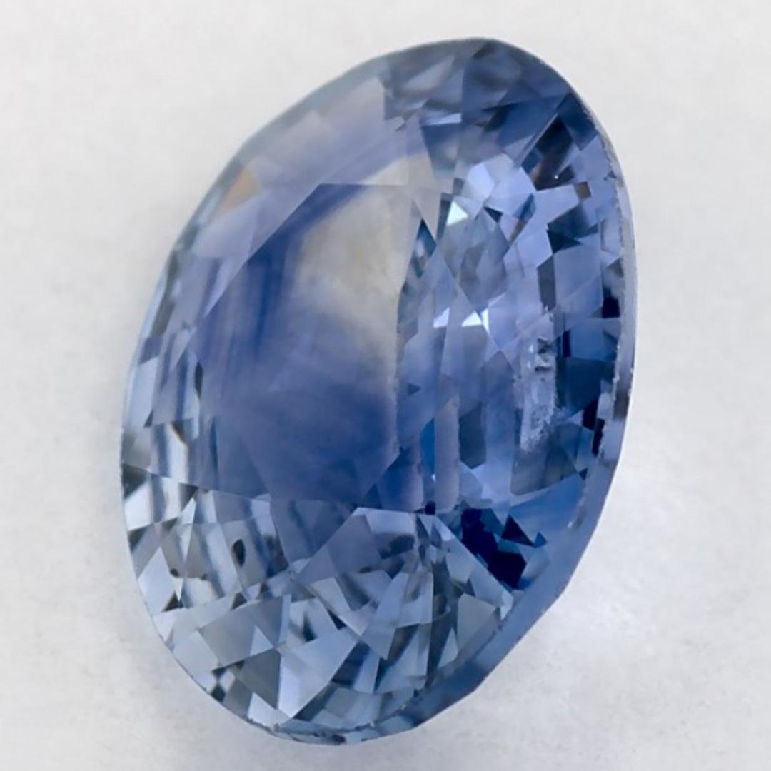Taglio ovale 1.21 carati di zaffiro blu ovale sfuso in vendita