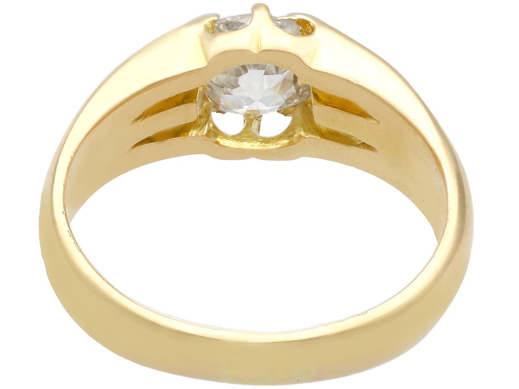 Women's or Men's 1900s Antique 1.21 Carat Diamond and Yellow Gold Solitaire Engagement Ring
