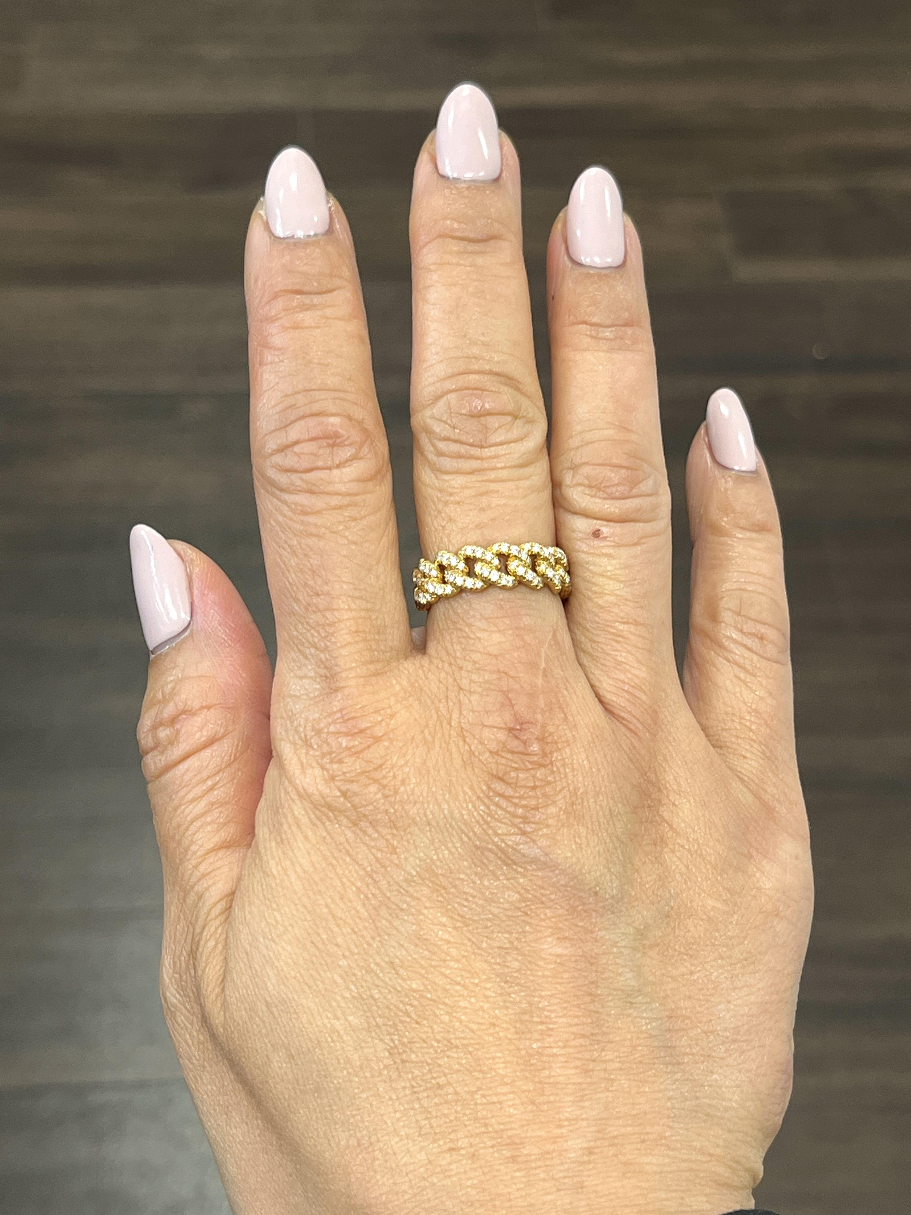 This ring features 18k yellow gold and 140 diamonds weighing 1.21 ct. The diamonds boast a color of F/ G and VS1 in clarity. A great ring to dress up your wardrobe, or to wear everyday!
