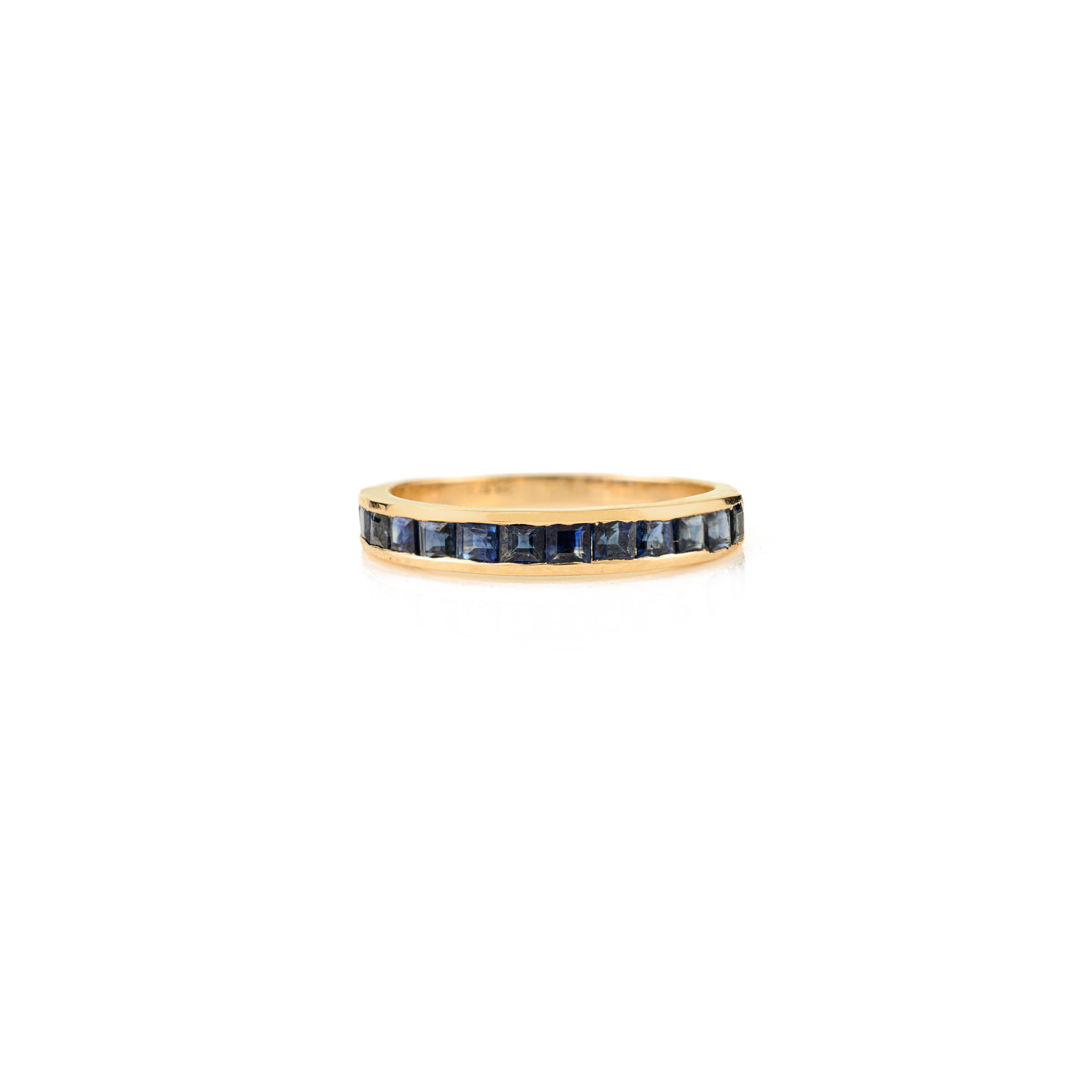 Im Angebot: 1,21 ct natürlichen blauen Saphir Kanal Set halbe Ewigkeit Band in 14K Gelbgold () 3