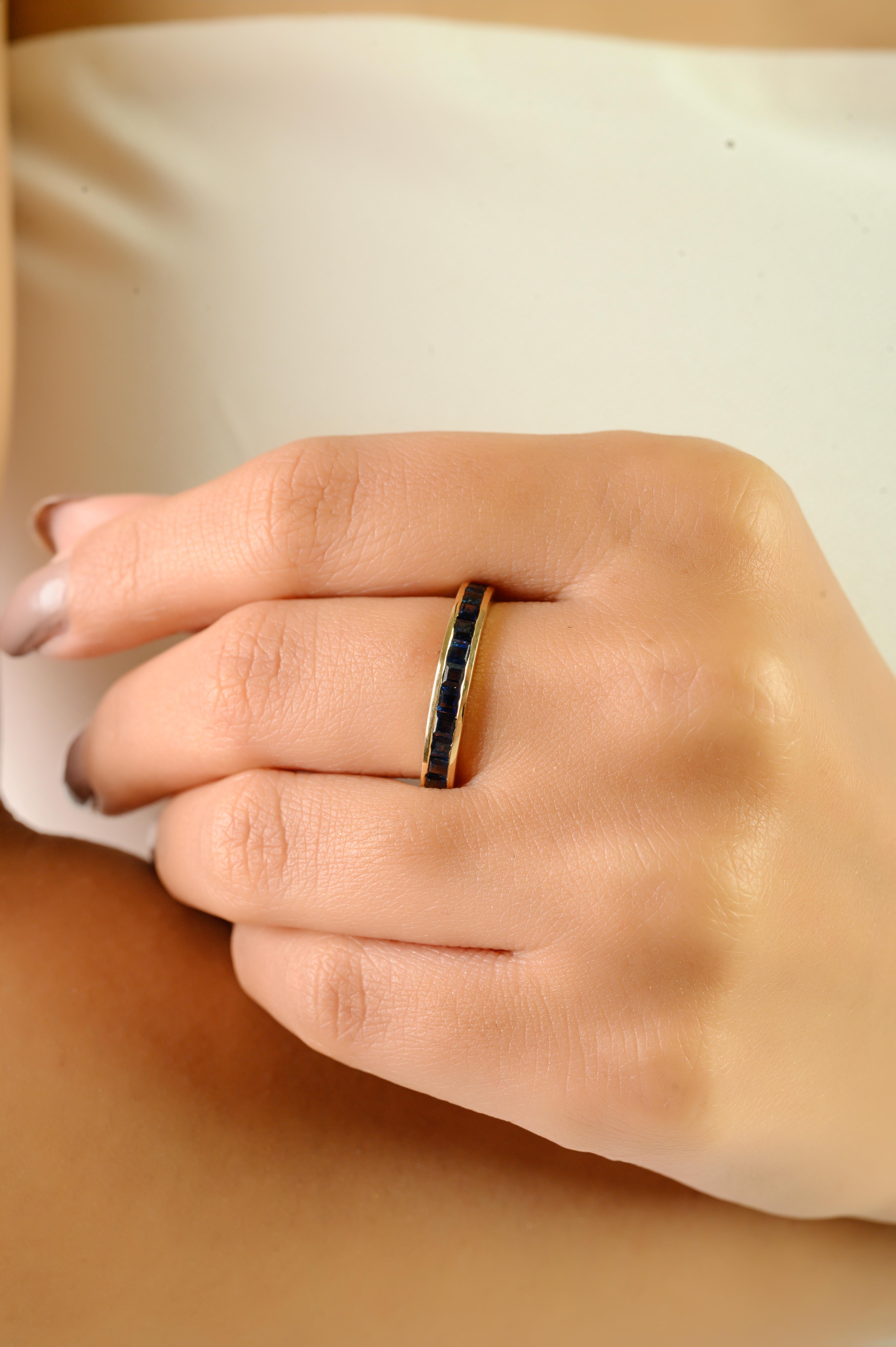 Im Angebot: 1,21 ct natürlichen blauen Saphir Kanal Set halbe Ewigkeit Band in 14K Gelbgold () 8