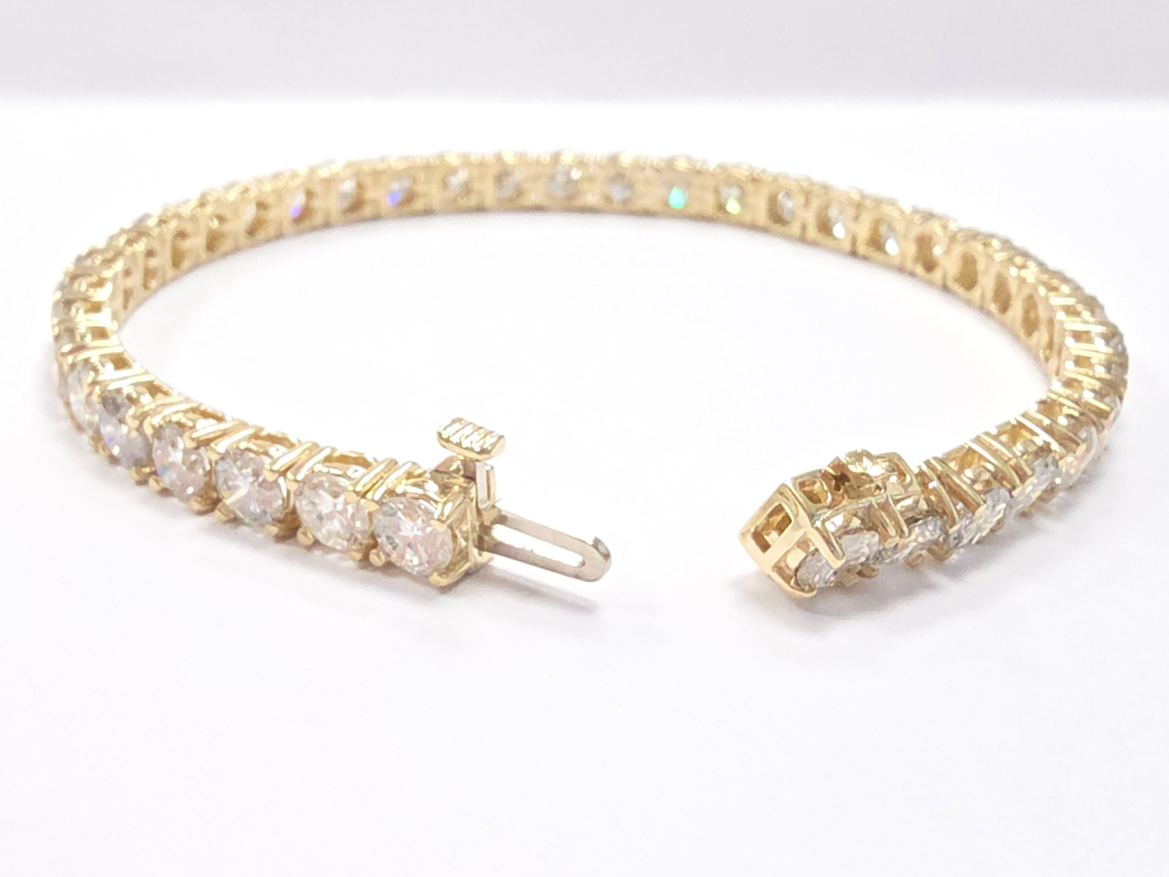Pulsera de tenis con diamantes naturales de 12,10 quilates y oro amarillo de 14 quilates en Nuevo estado para la venta en Great Neck Plaza, NY