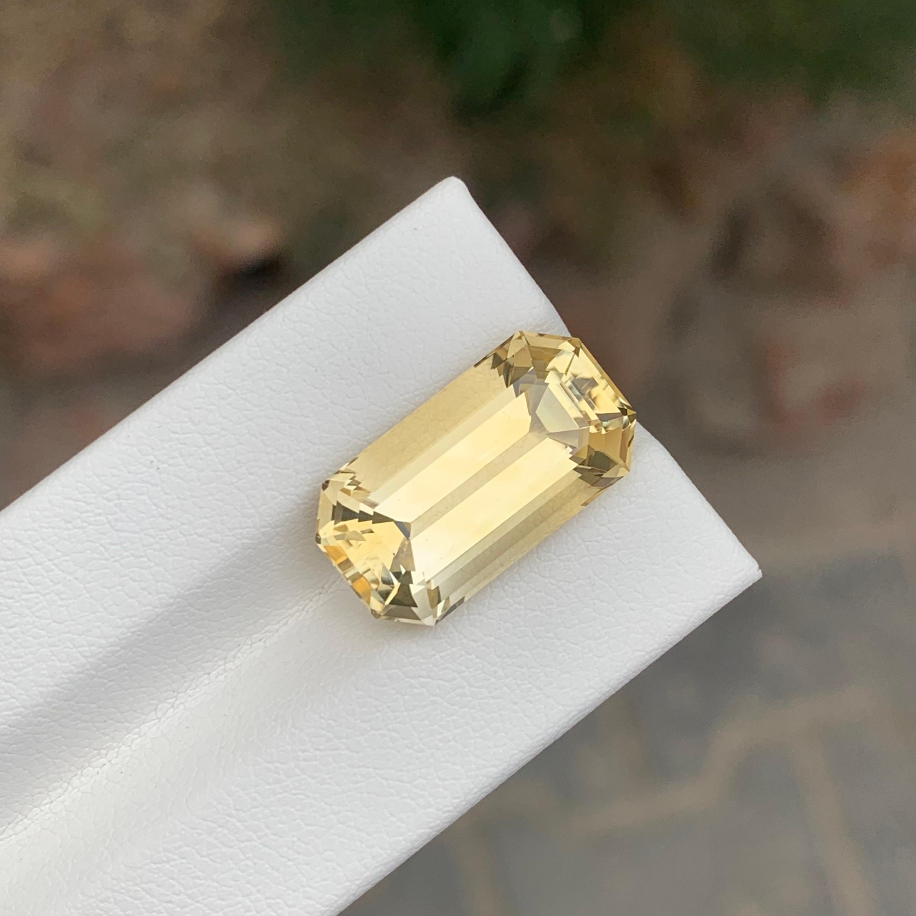 12.10 Karat natürlicher loser gelber Citrin Smaragd Form Edelstein im Zustand „Neu“ im Angebot in Peshawar, PK
