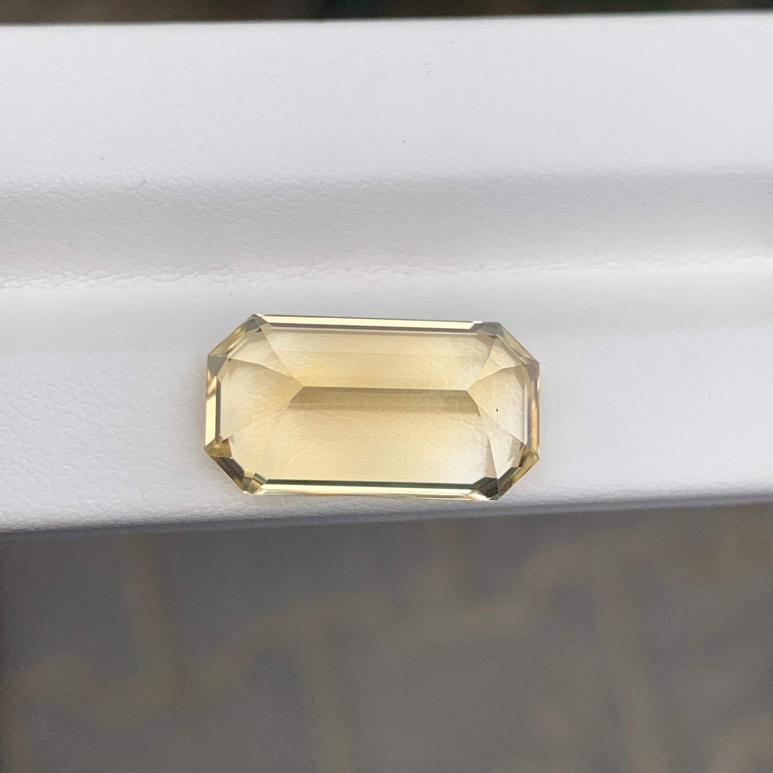 12.10 Karat natürlicher loser gelber Citrin Smaragd Form Edelstein im Angebot 1