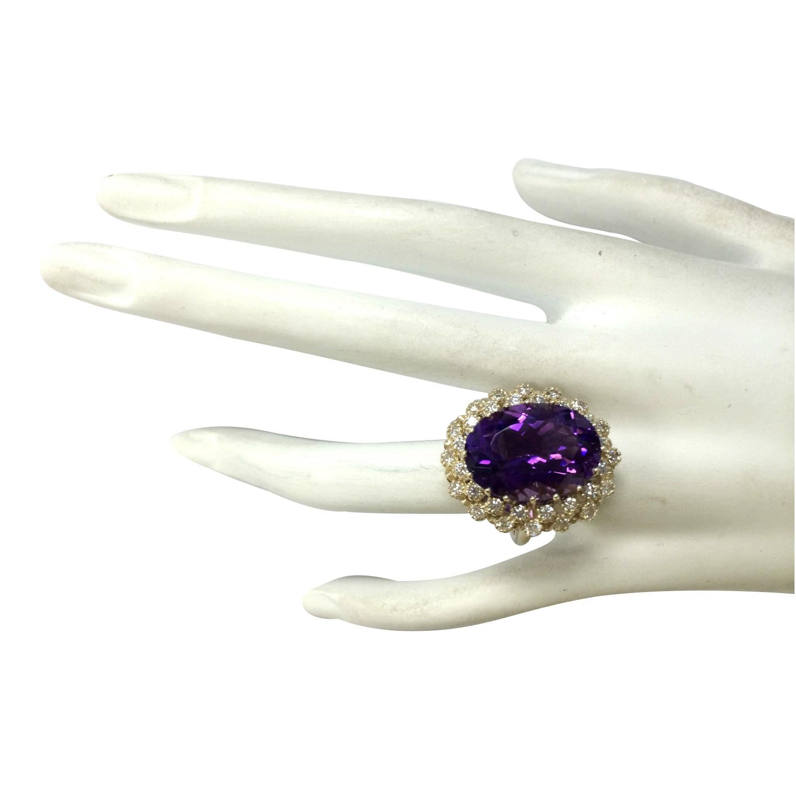 Natural Amethyst 14 Karat Yellow Gold Diamond Ring In New Condition For Sale In Los Angeles, CA