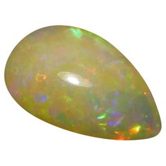 Opale cabochon poire de 12.11 carats