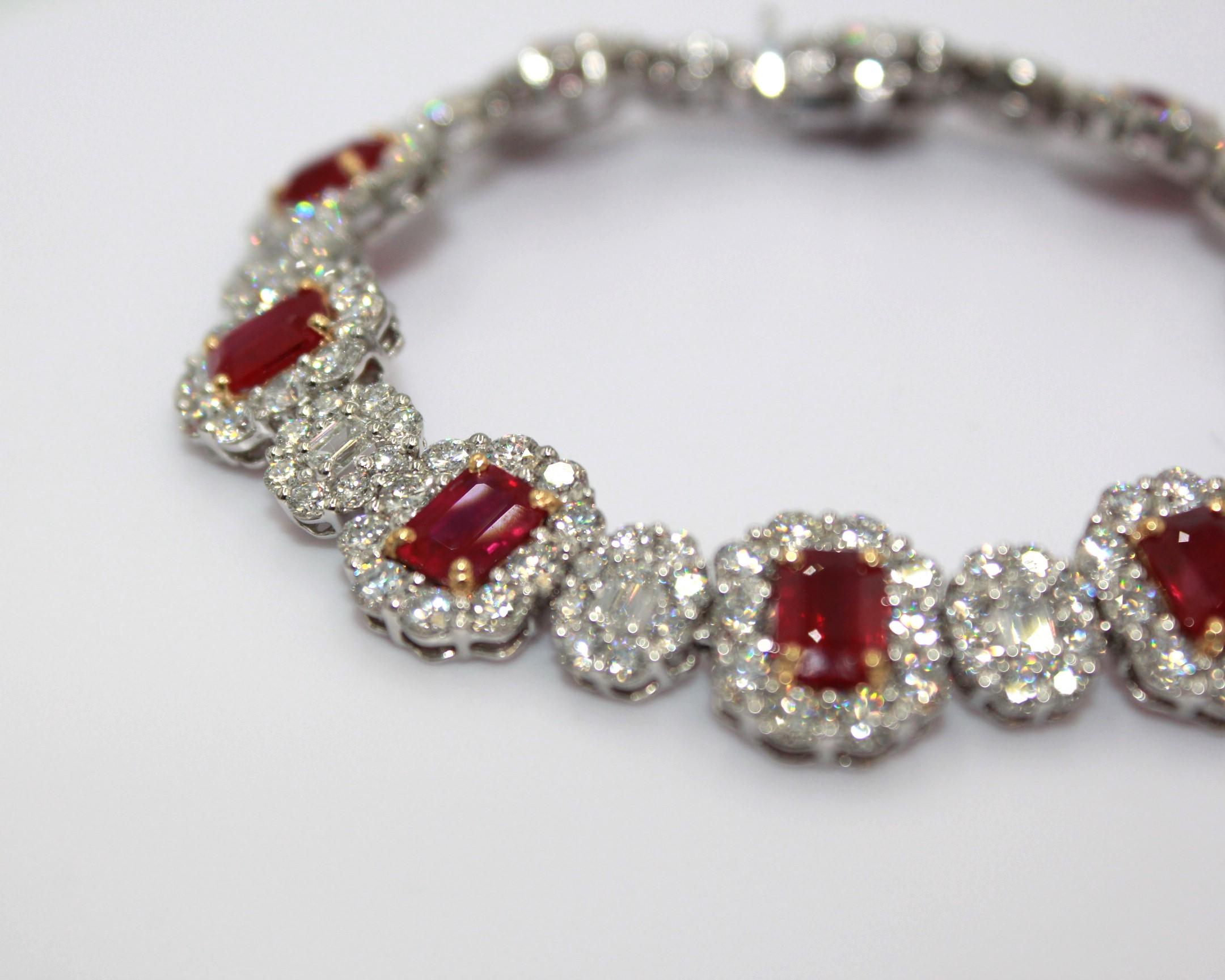 12.12 Carat Burma Ruby & Diamond Bracelet In New Condition For Sale In New York, NY