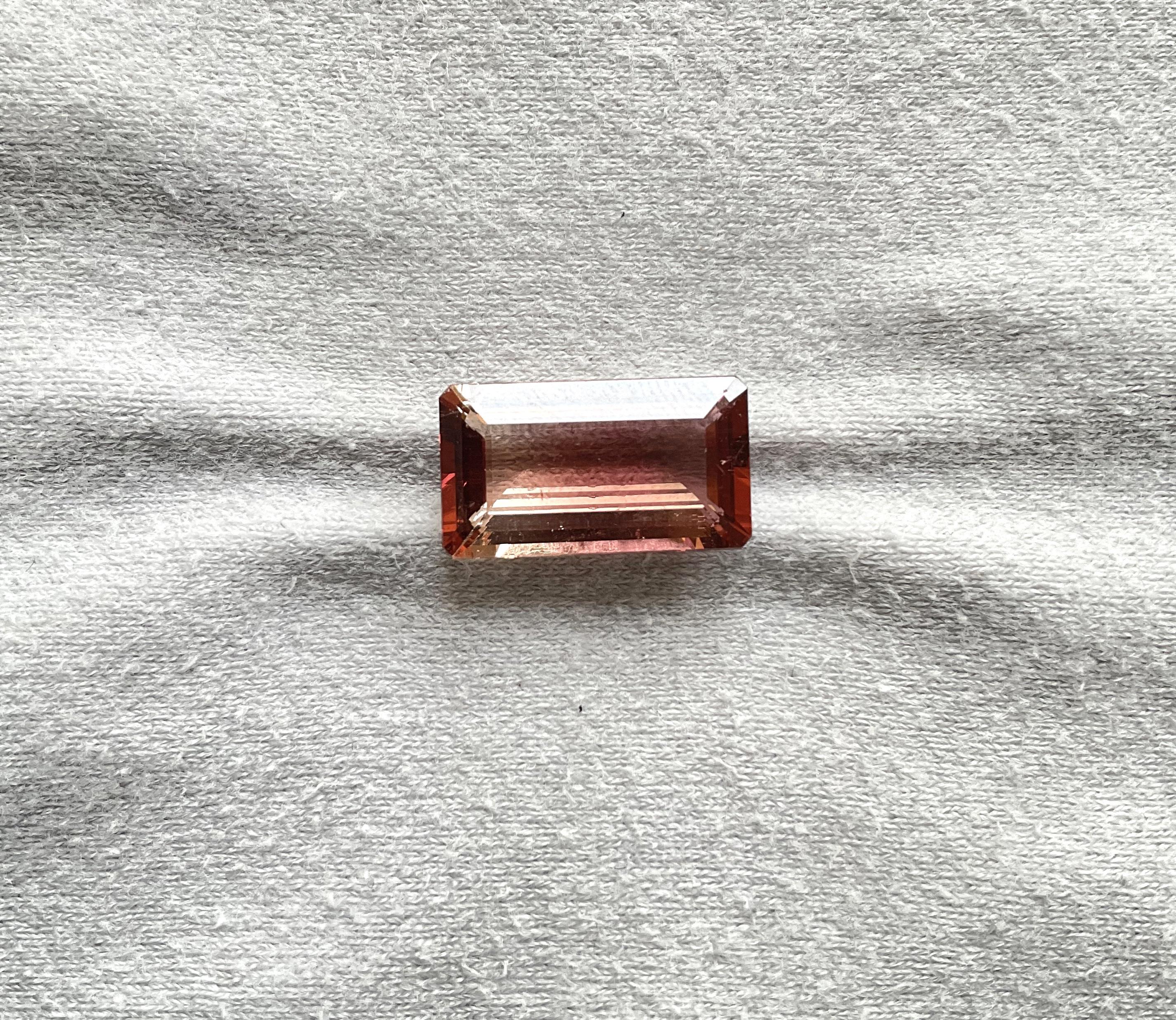 Pierre précieuse naturelle tourmaline roseâtre octogonale à facettes de 12,13 carats

Pierre précieuse - Tourmaline
Poids - 12,13 carats
Forme - Octogone
Taille -  19.5x11x6 MM
Pièces - 1