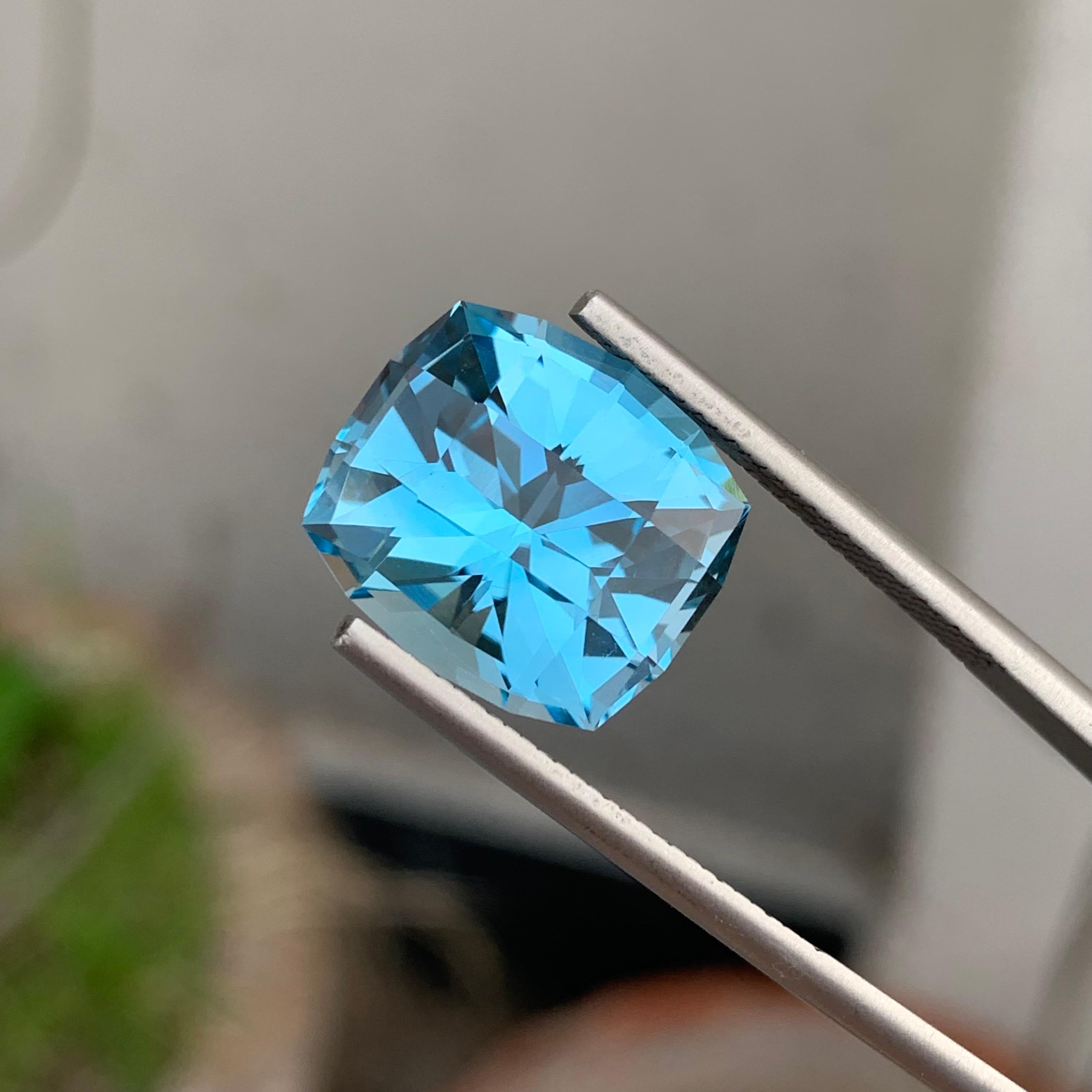 12,15 Karat Facettierter Himmelblauer Topas im Fancy-Schliff für die Schmuckherstellung im Angebot 5