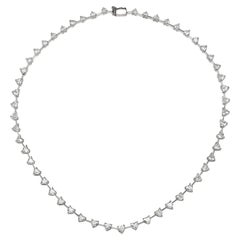 Collana di diamanti a forma di cuore da 12,16 carati