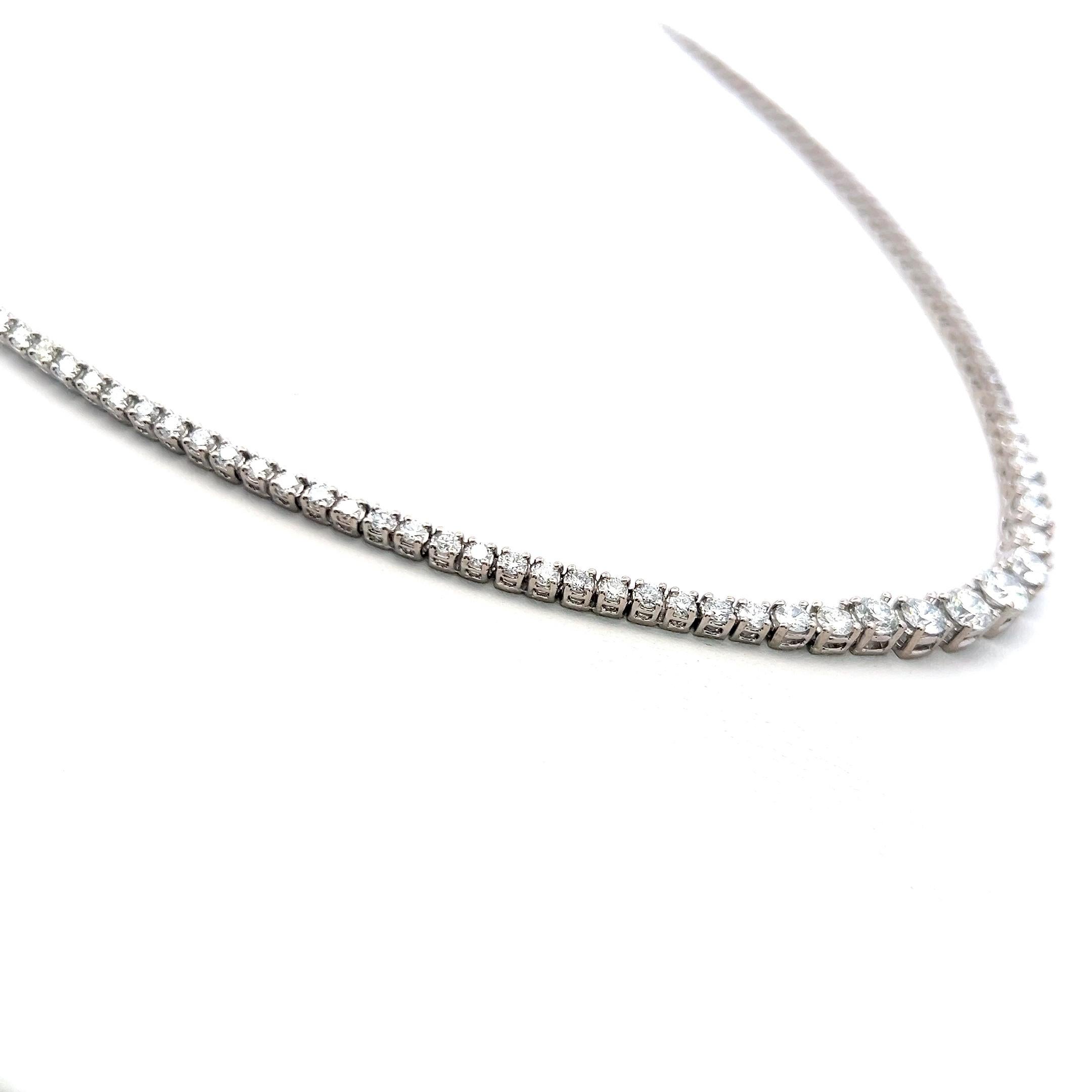 Brilliant Cut 12.16 Carat Round Brilliant G-H VS Diamond 14 Karat White Gold Riviera Necklace For Sale