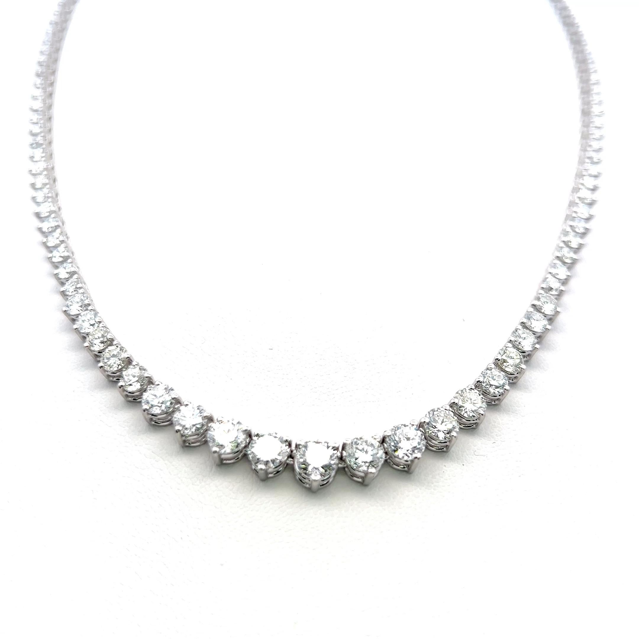 12.16 Carat Round Brilliant G-H VS Diamond 14 Karat White Gold Riviera Necklace For Sale 4