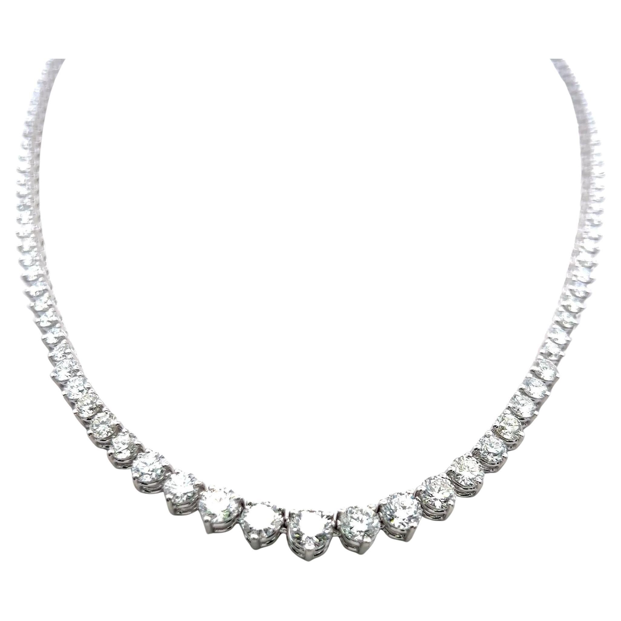 12.16 Carat Round Brilliant G-H VS Diamond 14 Karat White Gold Riviera Necklace