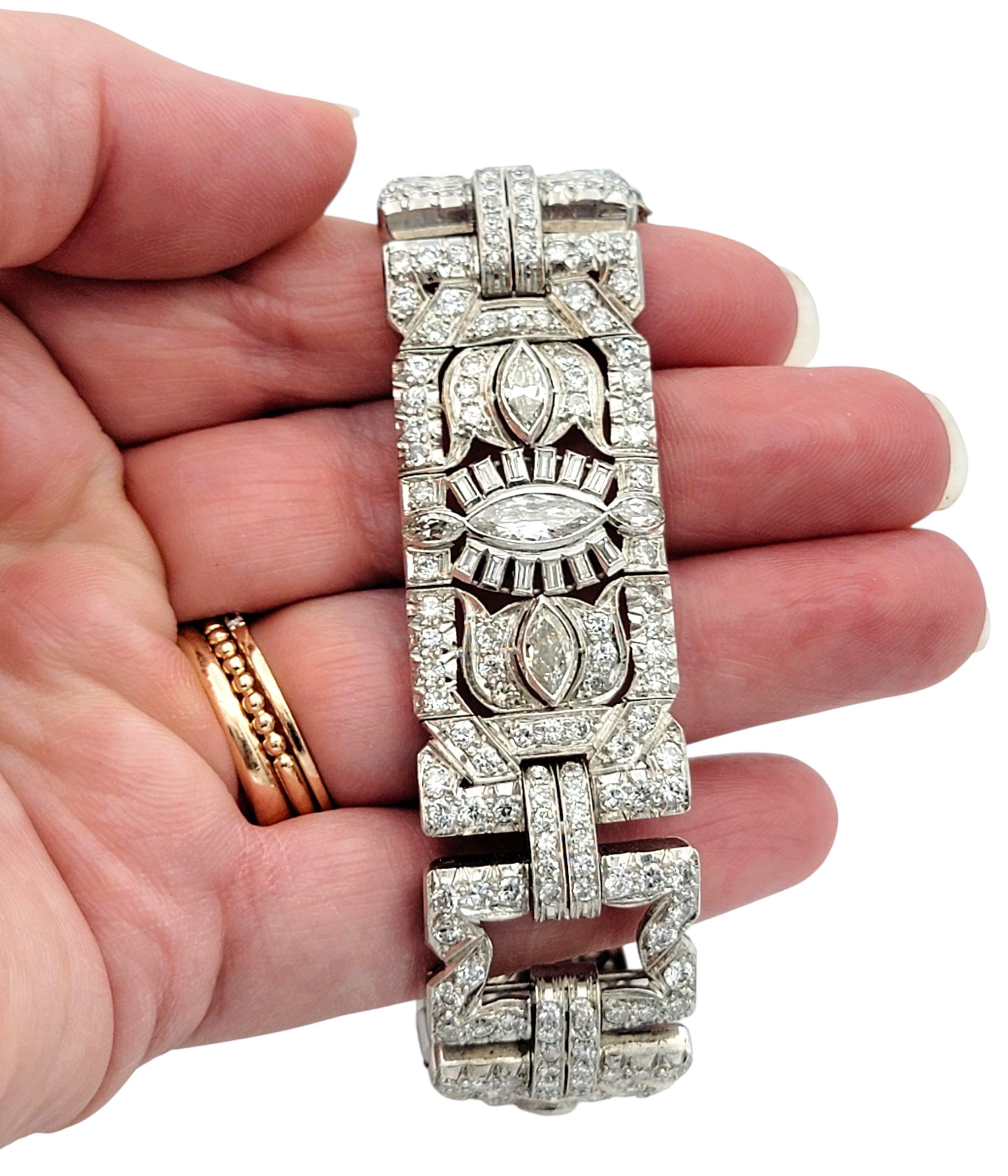 Pulsera de eslabones Art Decó con varios diamantes en total de 12,16 quilates, en platino en venta 6