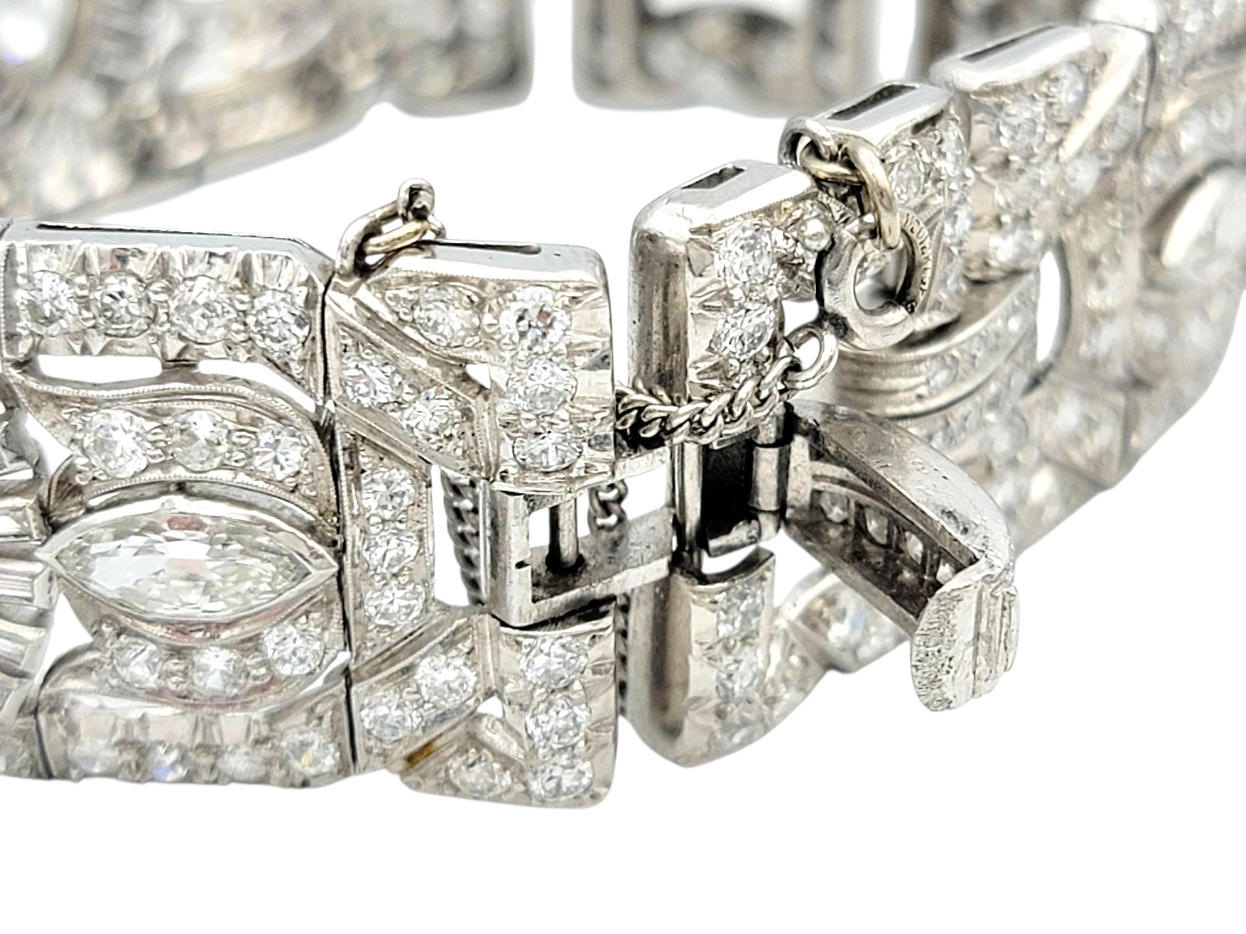 Pulsera de eslabones Art Decó con varios diamantes en total de 12,16 quilates, en platino en venta 2