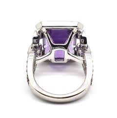 12.18 Carat, 8 Angled Amethyst Ring in 18 Karat Gold, Lilac Corunds and Diamonds