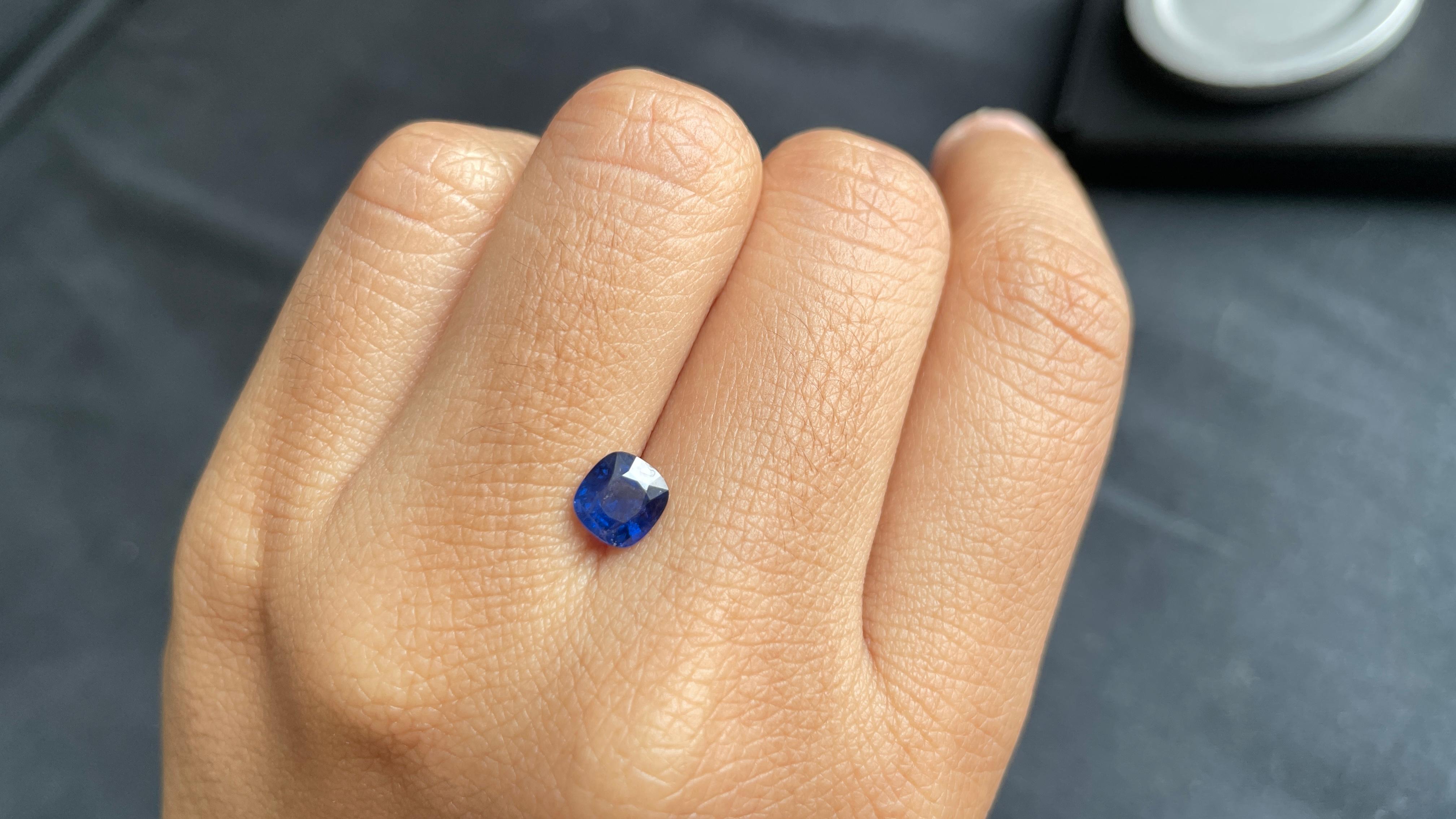 1.21Ct natürlicher blauer Saphir (violettblau)- GIA zertifiziert im Zustand „Neu“ im Angebot in Singapore, SG