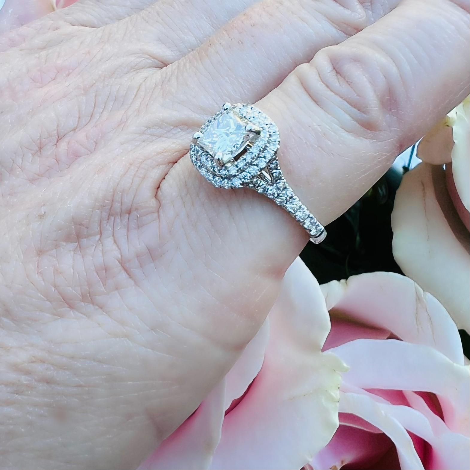 Women's 1.21ct Princess Cut Diamond Ring For Sale