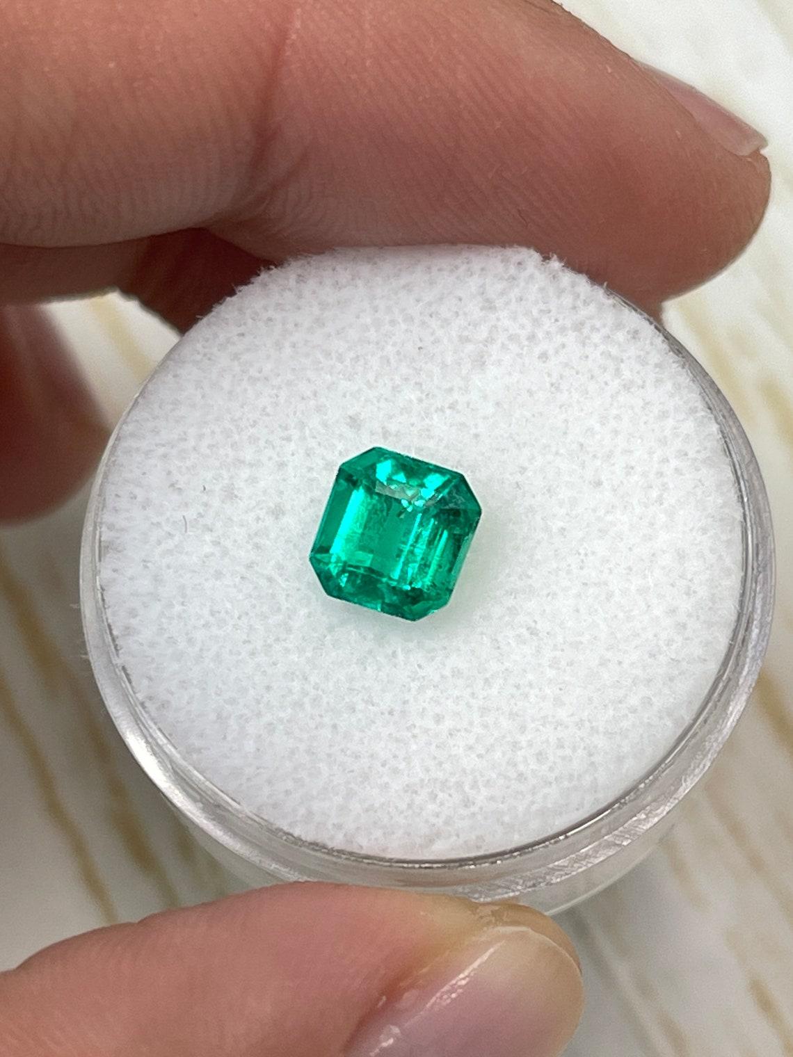 Modern 1.21ct Vivid Green Asscher Cut Colombian Emerald 6.5x6.2 Genuine May Birthstone For Sale