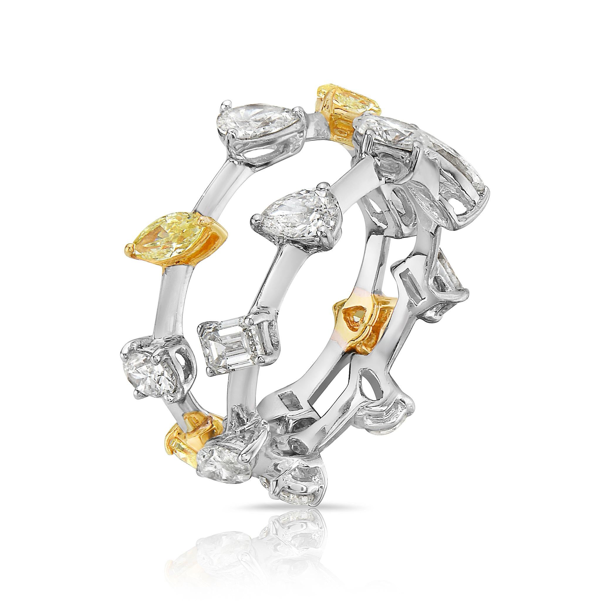 Perfect to add to your stack or wear alone!

1.21 Carats of Yellow and White Mixed Shape Diamonds
VS Clarity
Fancy Intense Yellow Diamonds
Set in 18k White & Yellow Gold 
 
Making Extraordinary Attainable with Rare Colors

