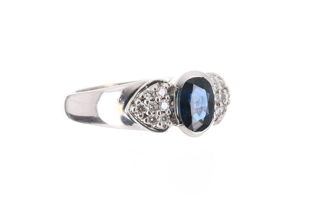 Oval Cut 1.21cts Natural Blue Sapphire & Diamond Ring For Sale