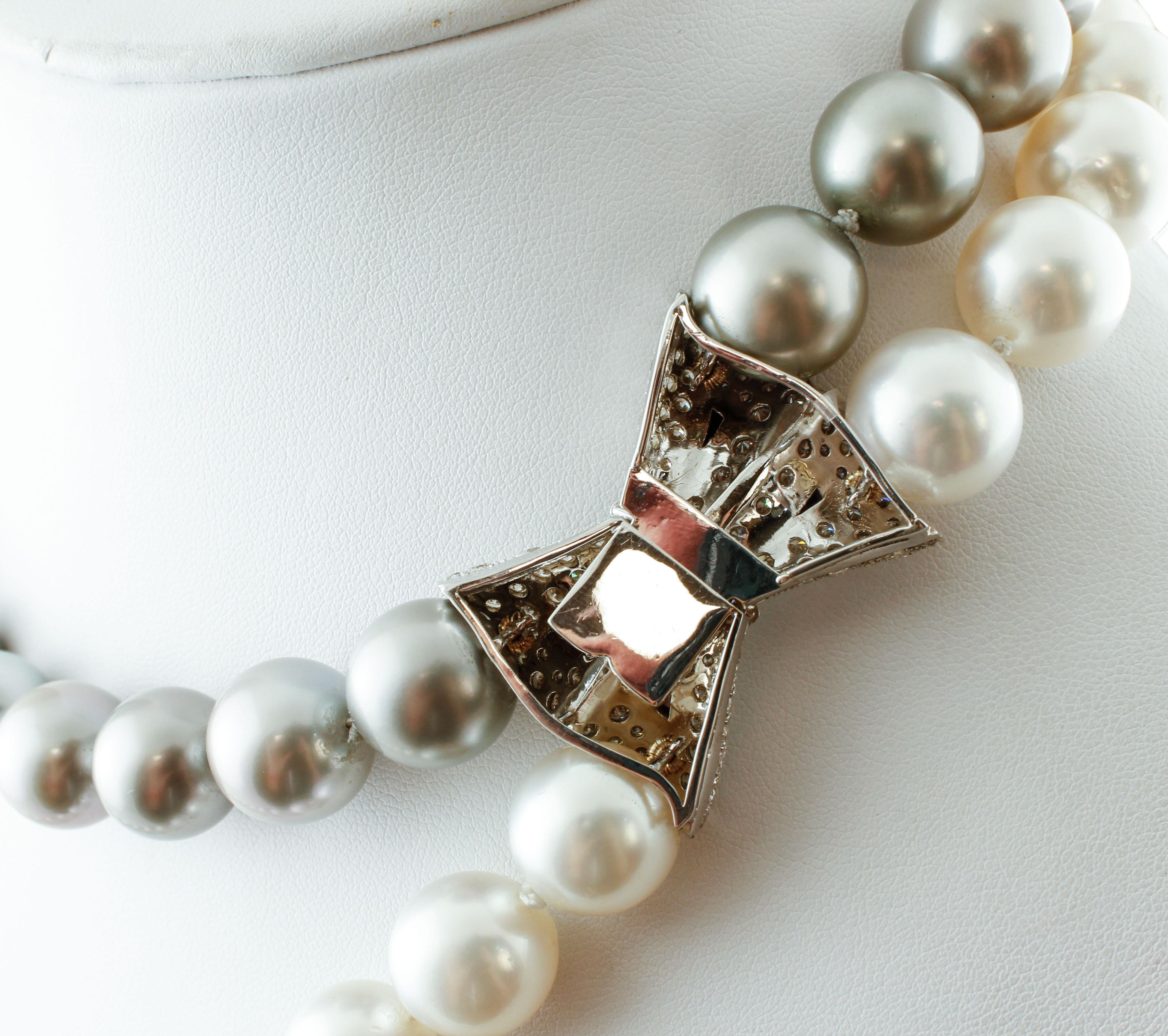 Retro 121g White and Grey South Sea Pearls, Diamonds, 14 Karat White Gold Necklace